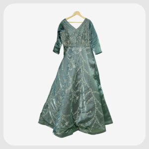 Gown200