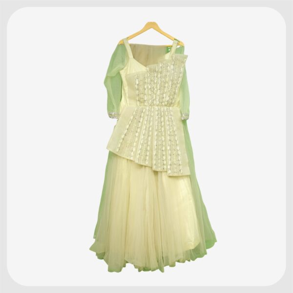 Gown241