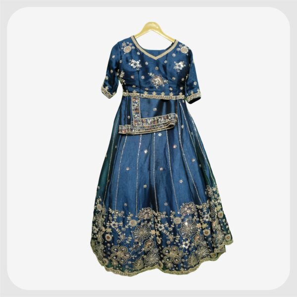 Lehenga N 24