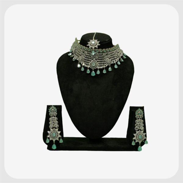 Jewellery J12
