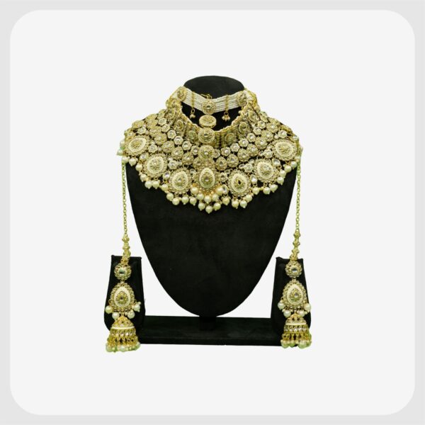 Jewellery J33